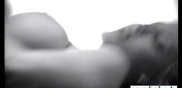 Sensational blonde babe masturbating